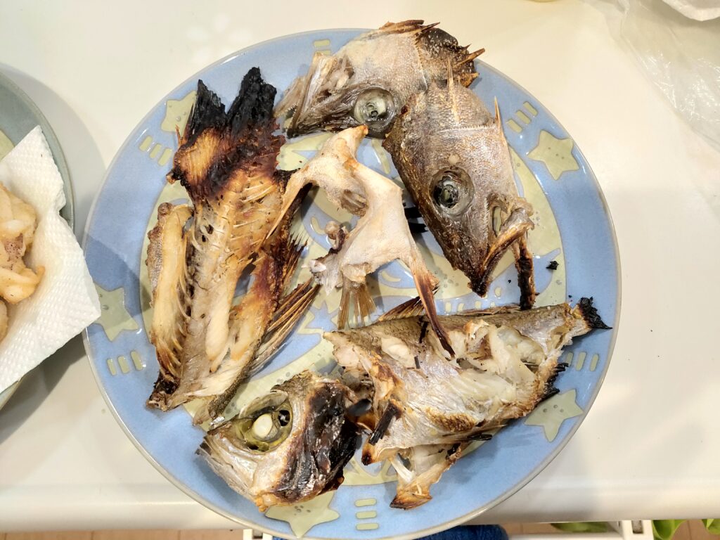 シロムツ　アラ　焼き魚